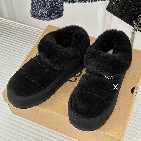 Picture of UGG Shoes _SKUUGGsz35-40JX101719697